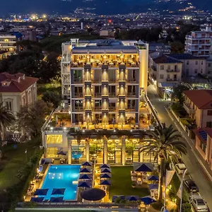 Hotel Excelsior, Marina di Massa